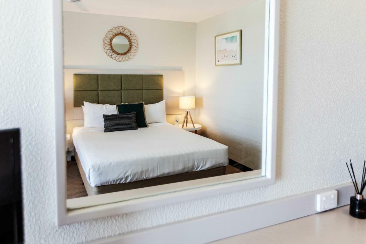 กรีนเมาต์ บีช เฮาส์ Hotel โกลด์โคสต์ ภายนอก รูปภาพ